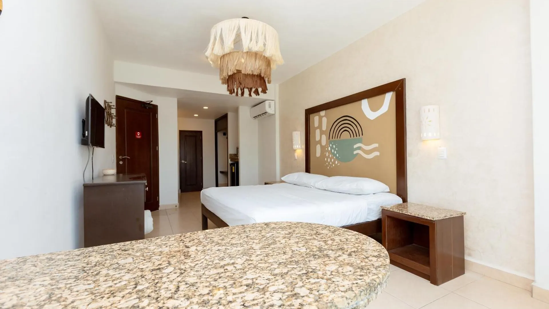 Hotel Kinich Isla Mujeres 4*,